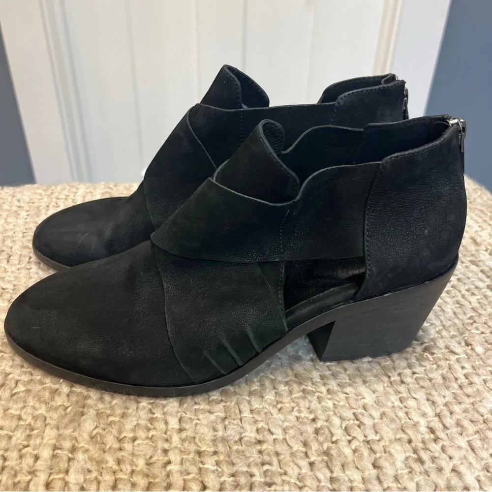 Eileen Fisher Womens‎ Walt Cross Strap Bootie Cutout Sides Stacked Black Size 9